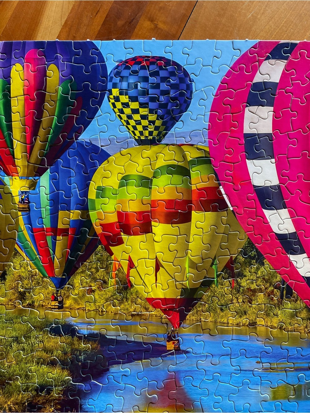 Springbok Hot Air Balloons 350-Piece Puzzle — Vibrant Multicolor Artwork - Picture 8 of 10